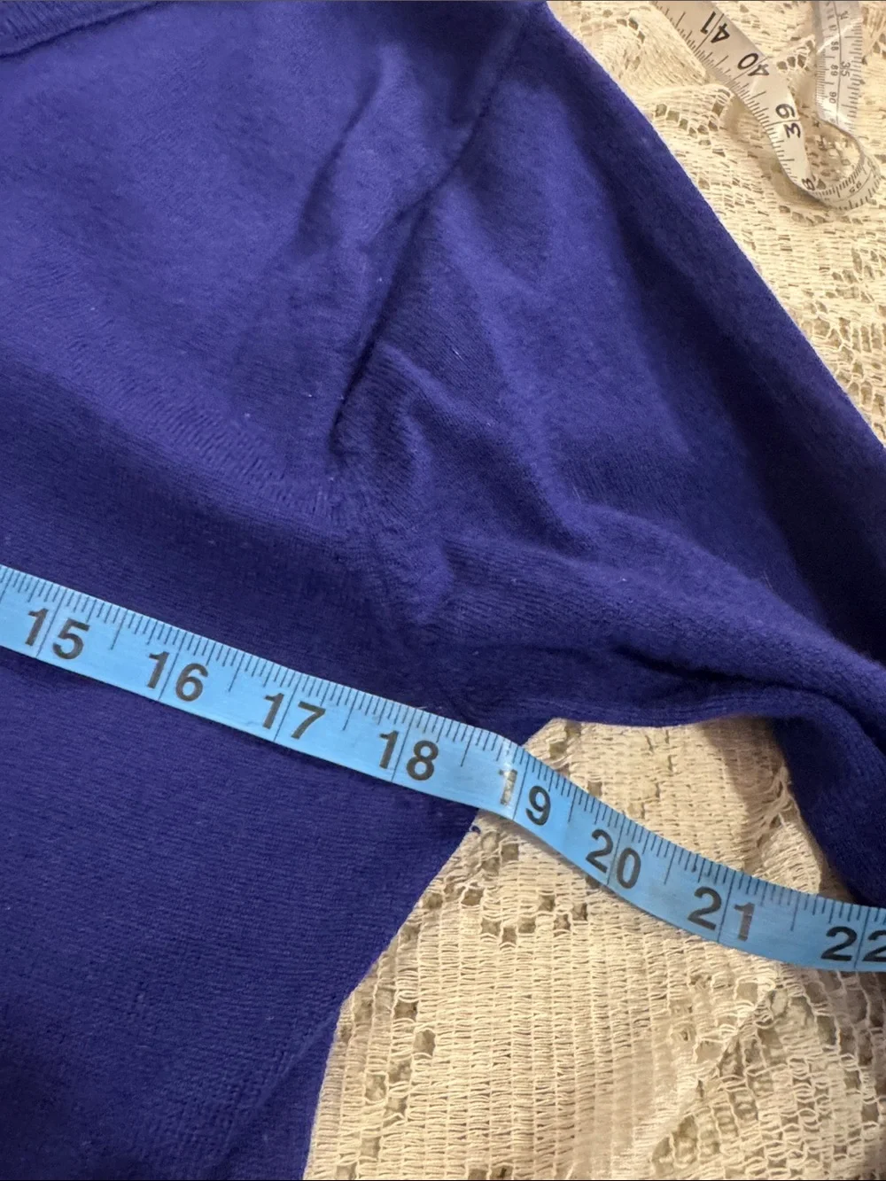 J.Crew Men's 100% Merino Wool V-Neck Sweater, royal blue size large